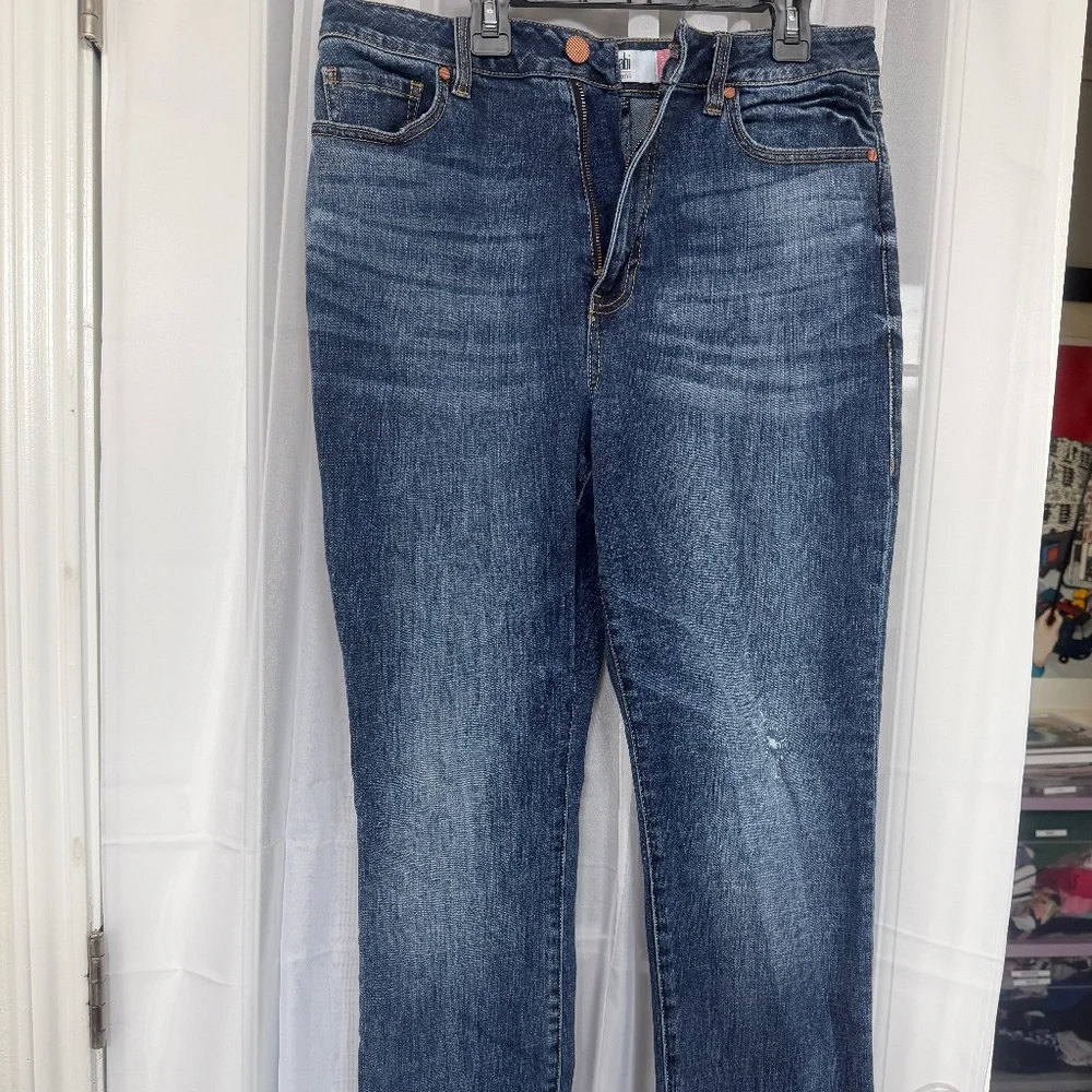 CAbi - slightly distressed jeans - Picture 1 of 5